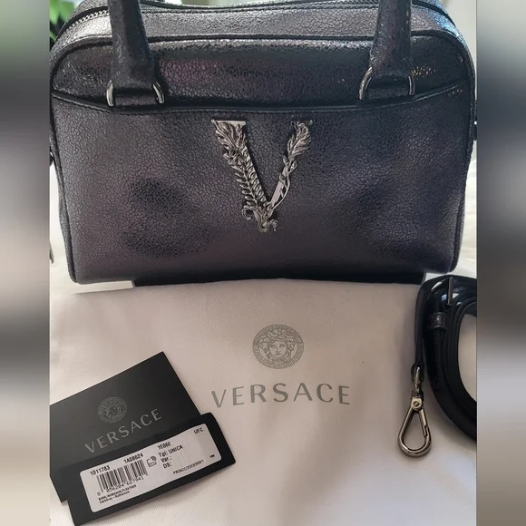 BNWT Versace Metallic Calfskin Virtus Bowling Bag! - Picture 6 of 7